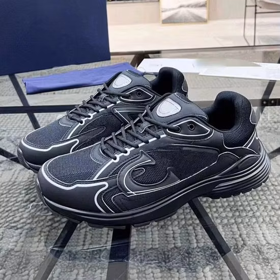 Sneaker Tracker Shoes for Men&prime; S